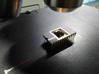 南大教授突破極限 新型結(jié)構(gòu)電子元件耐340℃高溫，助力電子專(zhuān)用材料研發(fā)